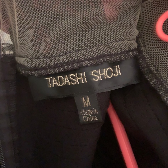 Tadashi Shoji black floor length gown. Size medium - Picture 5 of 5